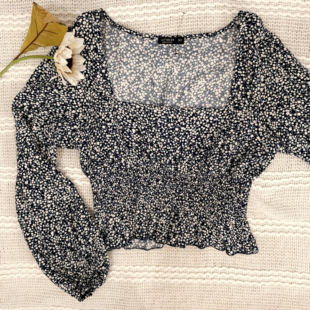 Cotton On Semi Cropped Blouse💕